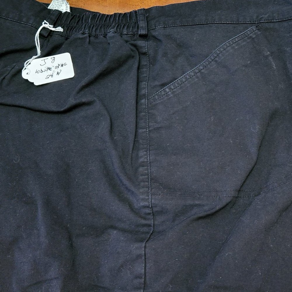 Black Capris size 24